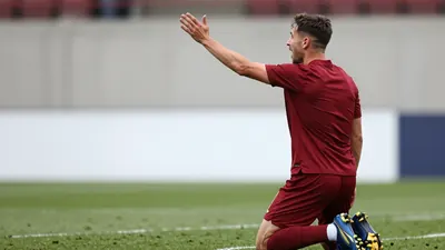 Burnley defender Kyle Walker says he is desperate for a win against Derby County as his side, bottom of the Championship...