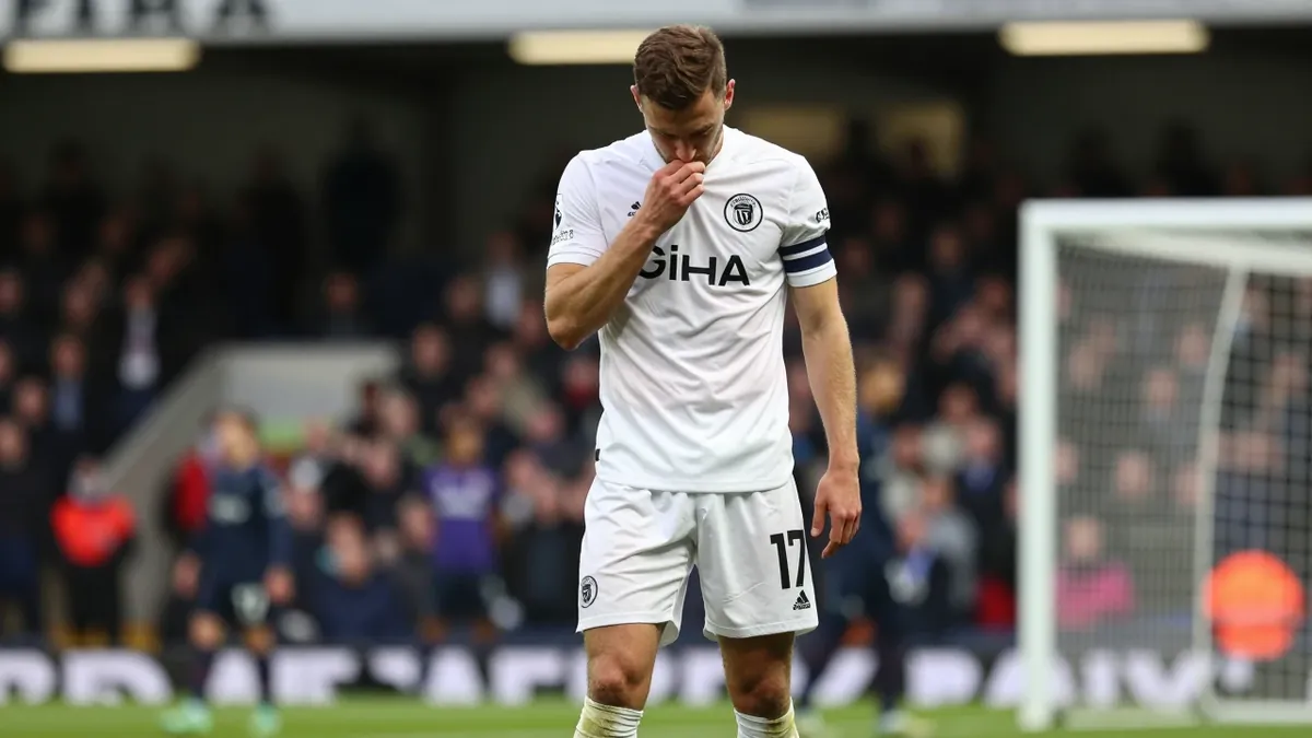 Derby County were beaten 3-0 by Swansea City at Pride Park, a result that leaves the Swans unbeaten in the Championship...